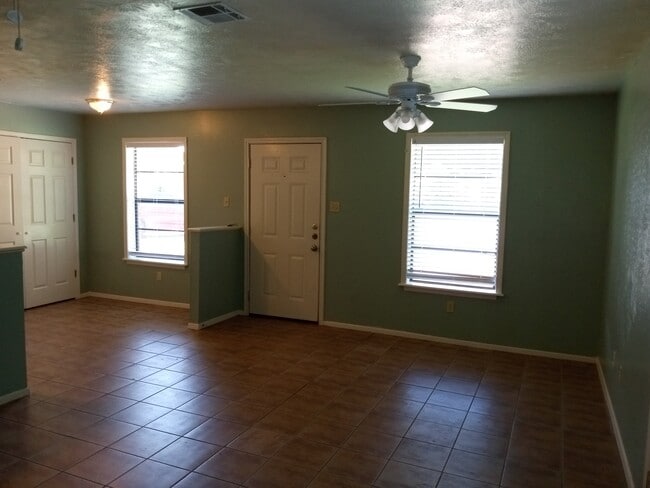 Photo - 2320 San Pedro Dr