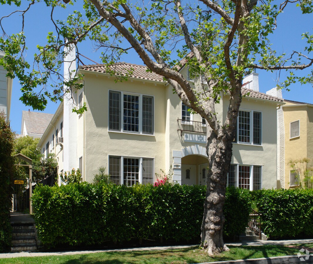 Photo - 153 S Maple Dr