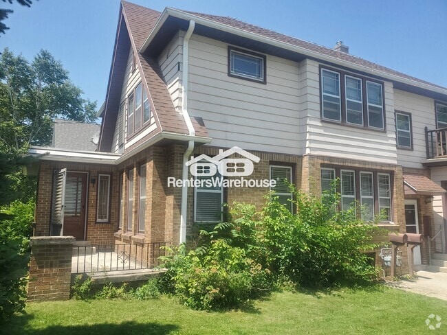 Building Photo - 502 W Oakland Ave Rental