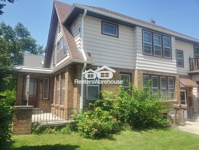 Building Photo - 502 W Oakland Ave Rental