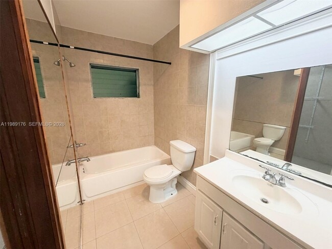 Photo - 1350 E Sample Rd Unit 307