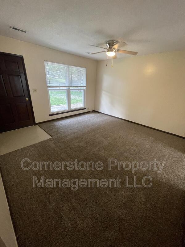 Photo - 618 Birch St