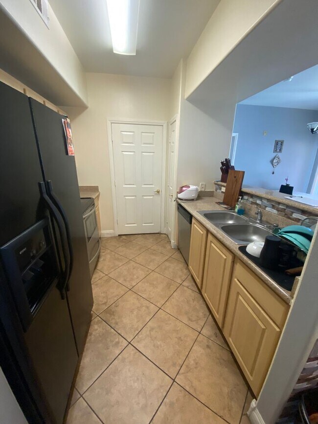 Photo - Badura #1026 Unit Badura  Ave #1026 BLD 4
