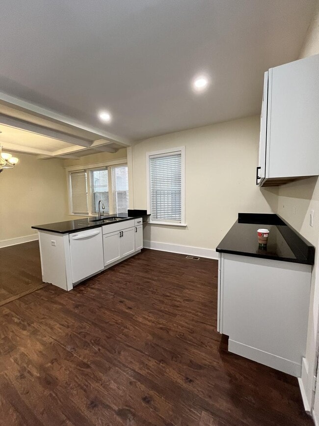 Photo - 3555 S King Dr Unit 1N