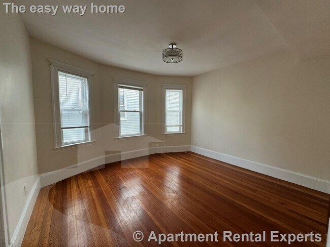 Photo - 65 Conwell Ave