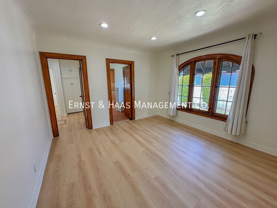 Photo - 3735 Cerritos Ave.-