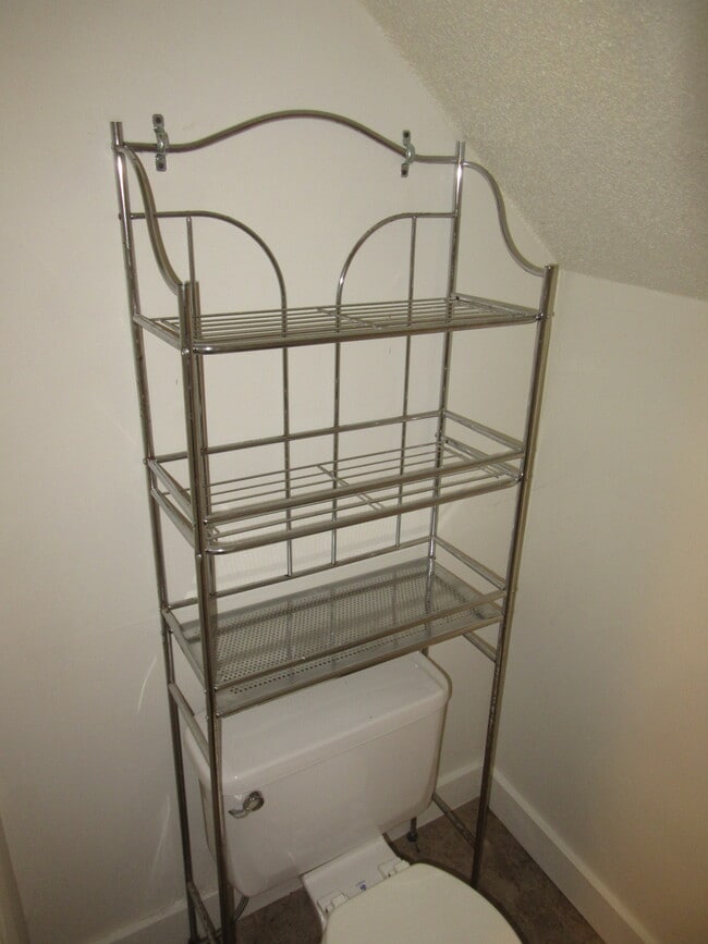 Photo - 306 W Maple St Unit 306 W Maple Street B