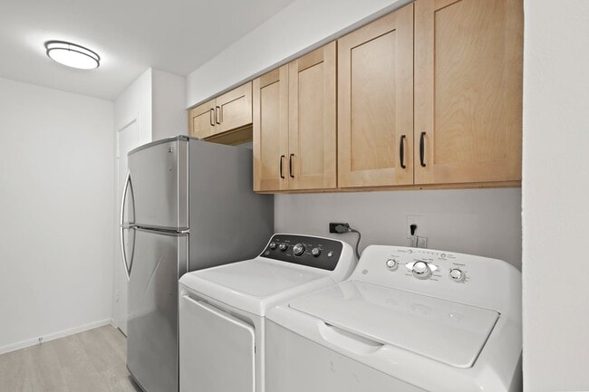 Photo - 7949 Ellinger Ln