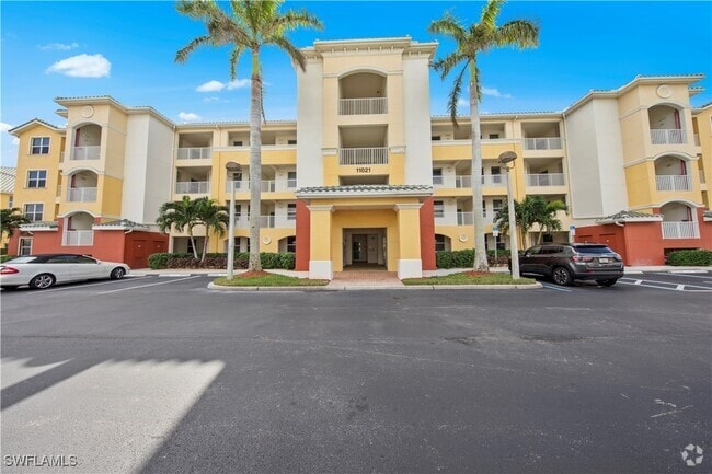 Building Photo - 11041 Gulf Reflections Drive Unit 305 Rental
