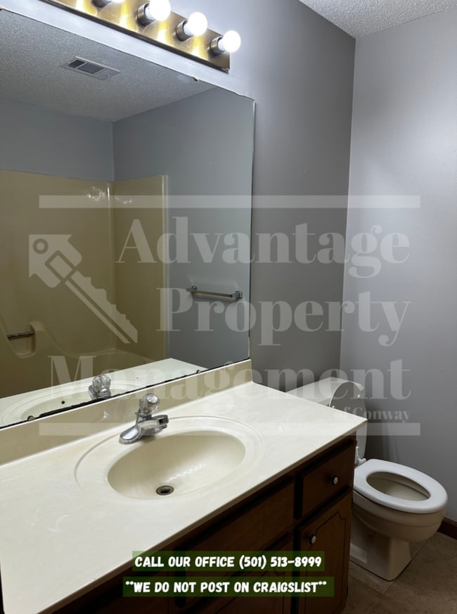Photo - 2085 Keathley Dr