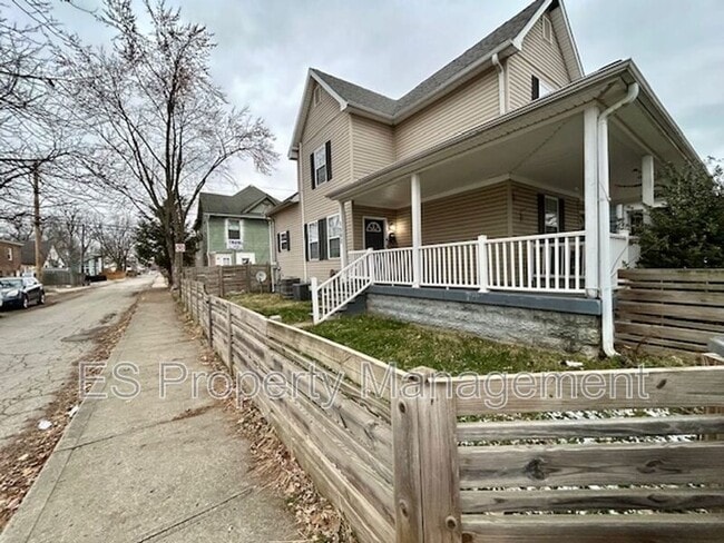 Photo - 1502 Lexington Ave