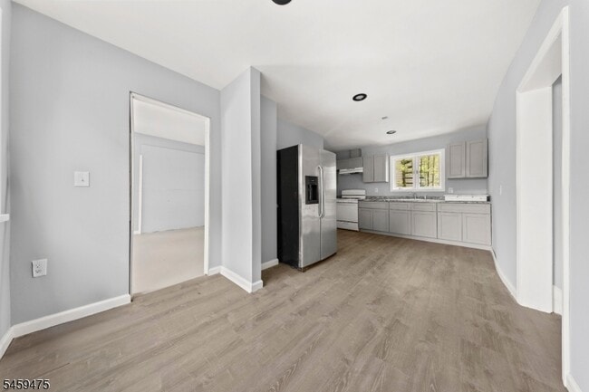 704 Park Ave