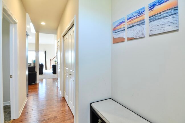 Photo - 4481 Bridgeview Ln