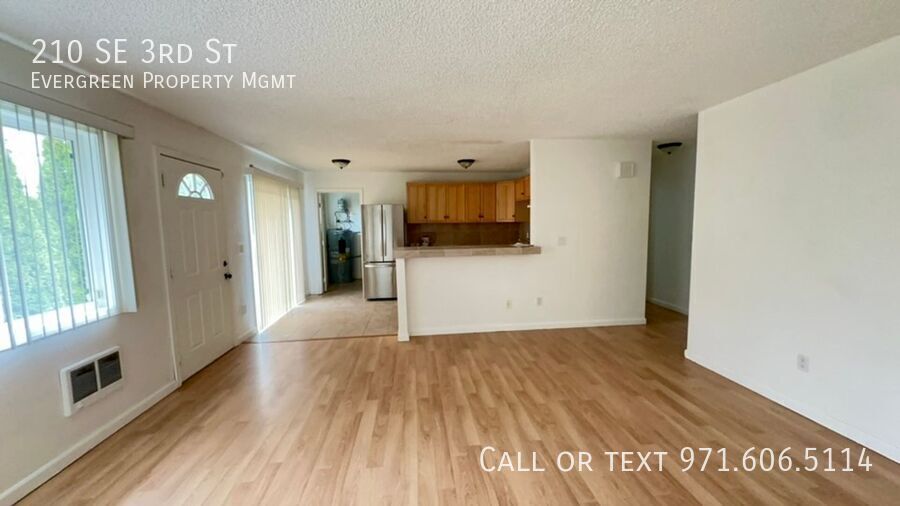 Photo - 210 SE 3rd St-