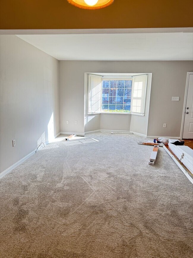 Photo - 14662 Forsythia Terrace