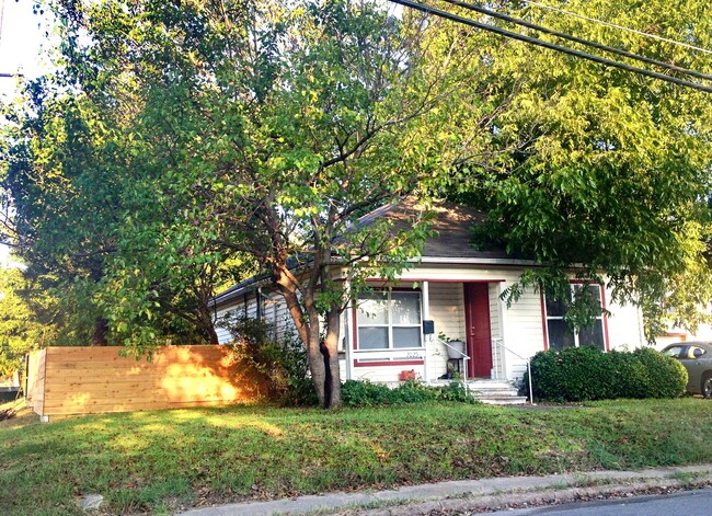 Building Photo - 2025 Washington Street Rental