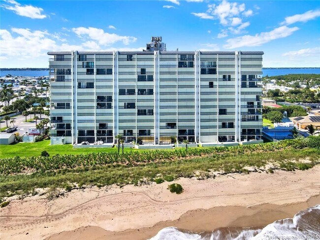 Photo - 10680 S Ocean Dr Unidad G4