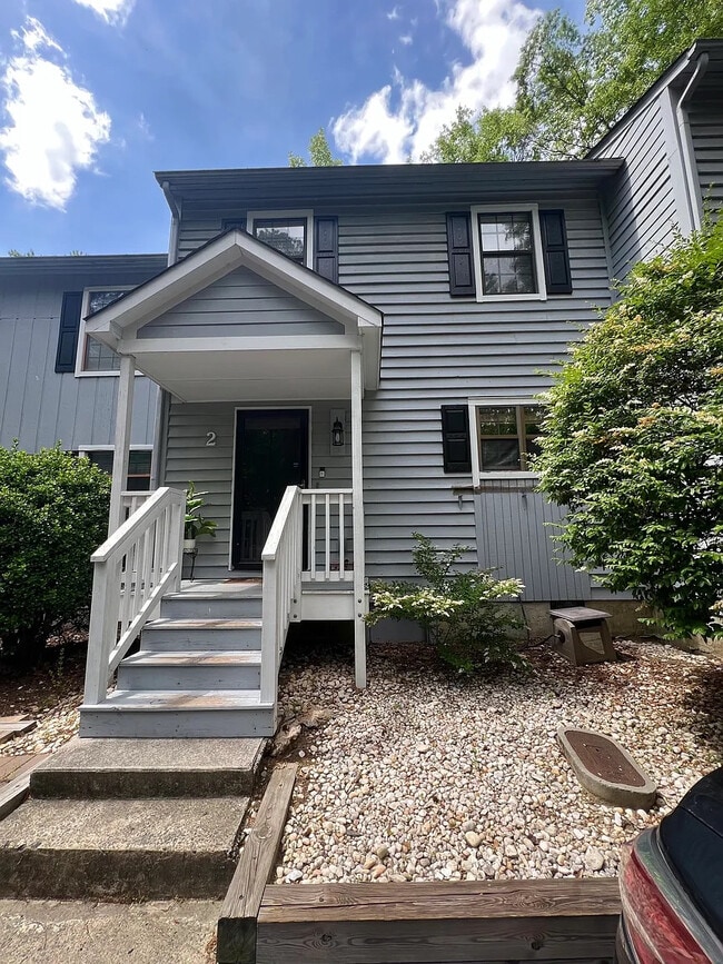 Photo - Room in Townhome on Willow Bridge Dr