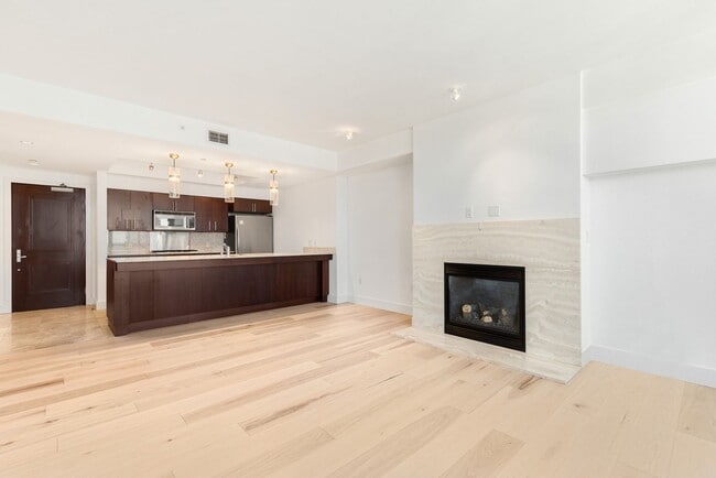 Photo - 650 Bellevue Way NE Unit 3506