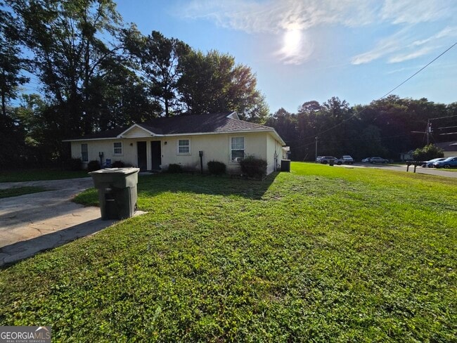 Photo - 403 S Ashley St