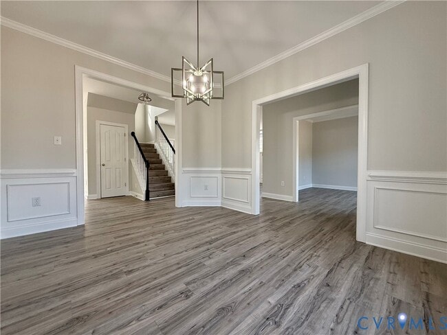 Photo - 1625 Southcreek Dr