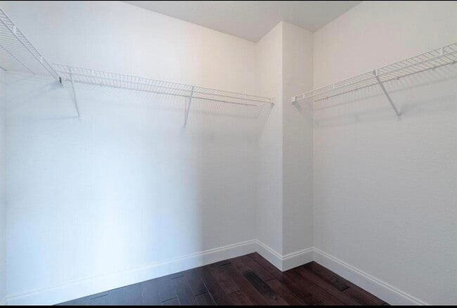 Photo - 4147 Meade Way