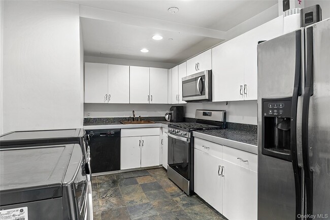 Photo - 23 Water Grant St Unit 8E