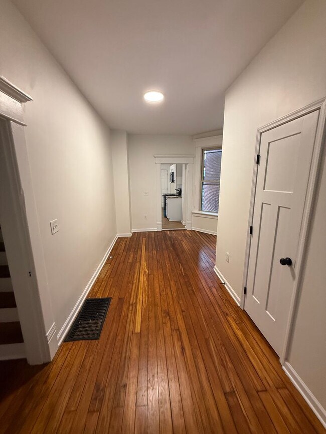 Photo - 3-Bedroom, 2.5-Bath Spacious Townhome located in Merion Village