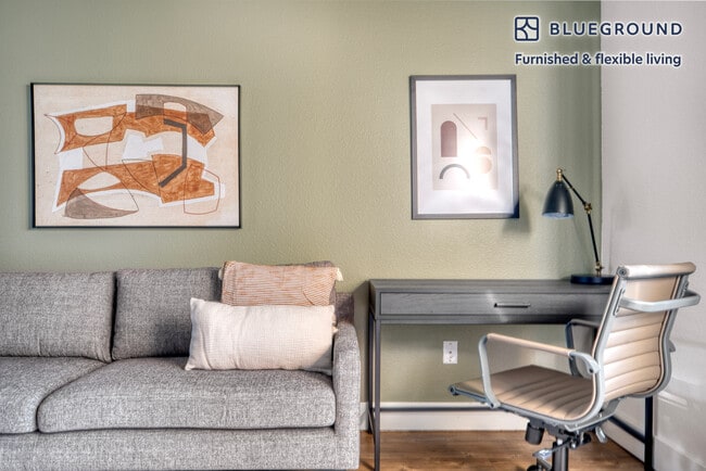 Photo - 1265 Lakeside Dr Unidad FL3-ID1285