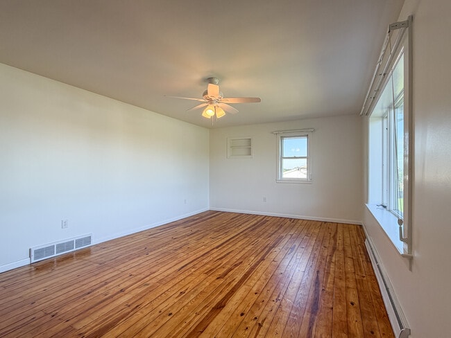 3928 Oregon Pike
