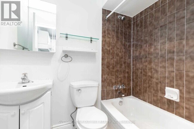 Photo - 133 Dunn Ave