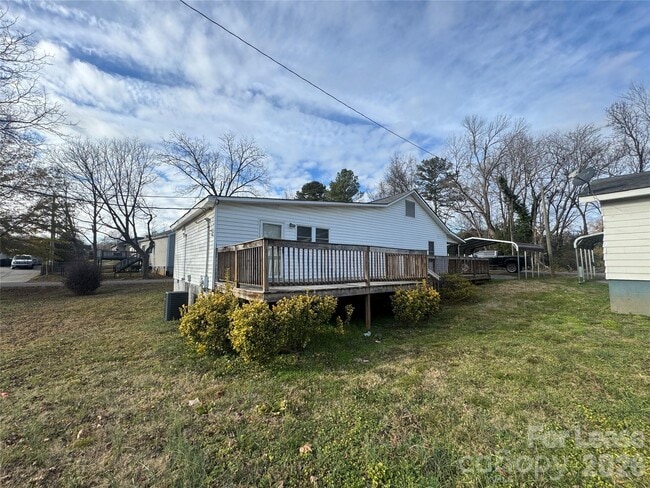 Photo - 2885 Fair Oaks Dr