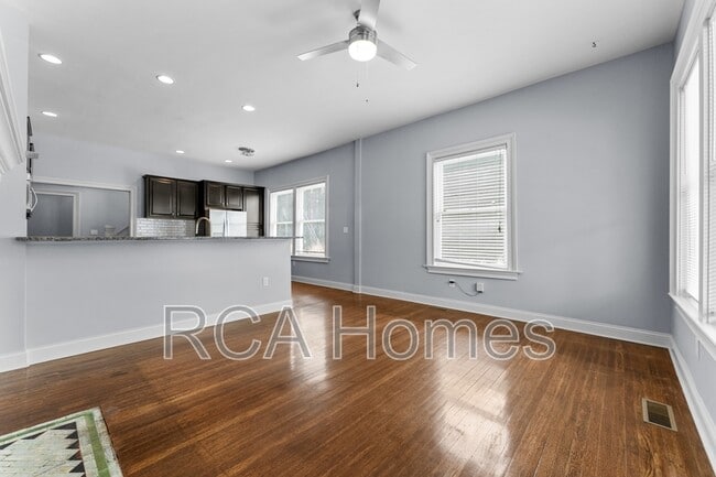 Photo - 613 E New York St