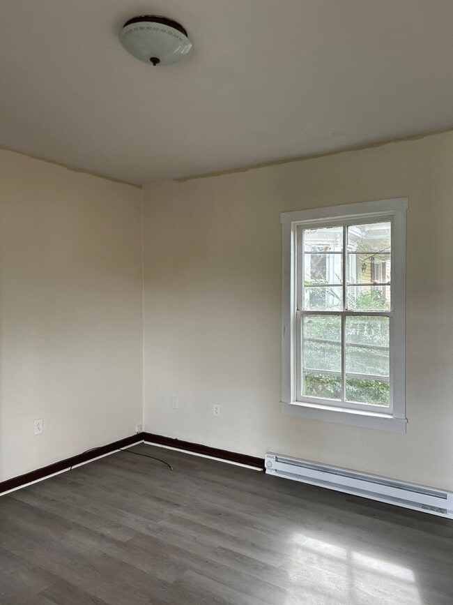 Photo - 611 Stewart Ave SE Unit 1