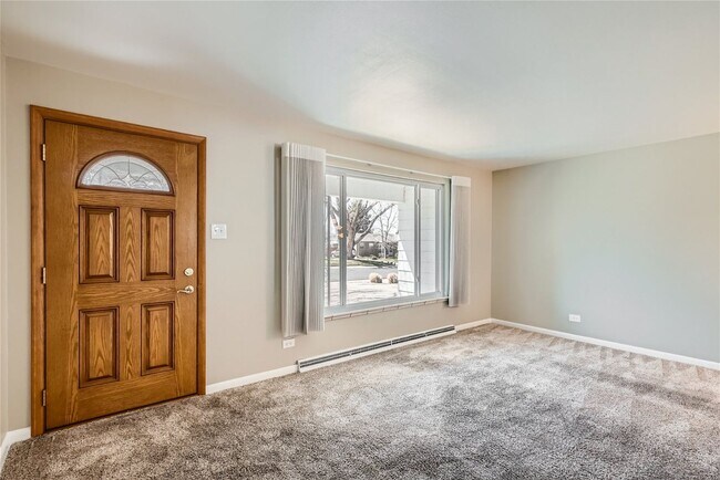 Photo - Beautiful 3-Bedroom Home in Denver – Avail...