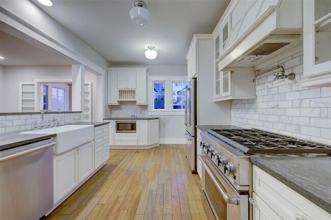 Photo - 1205 Enfield Rd