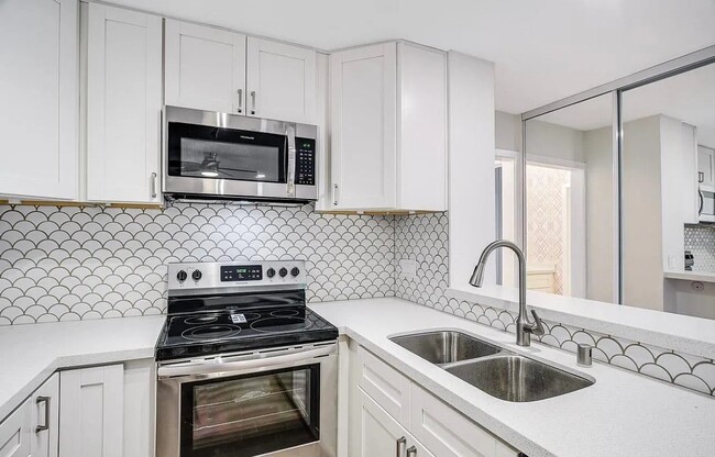 Photo - 4600 Lamont St Unidad 4-122