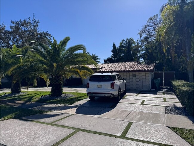 Photo - 9910 SW 73rd St