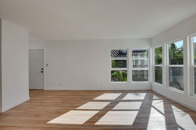 Photo - 2005 21st St Unit 2