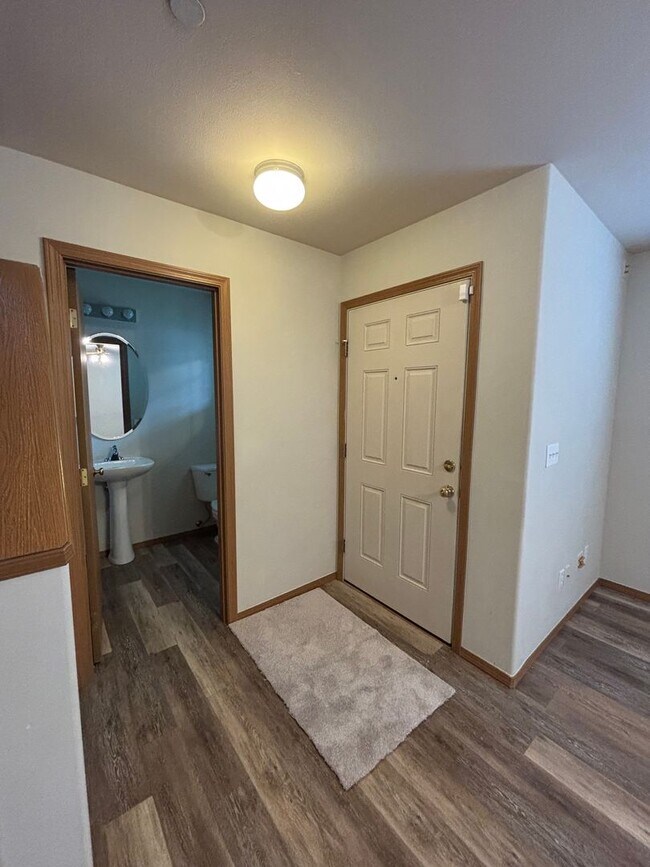Photo - DuPont 3 bedroom home
