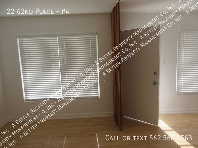 Photo - 22 62nd Pl Unidad #4