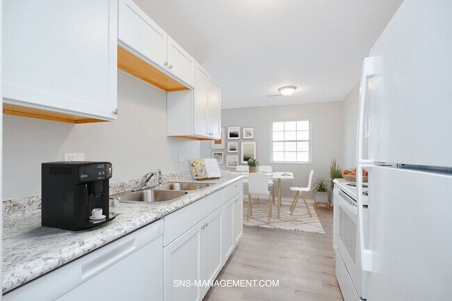 Savannah Heights Apartments
