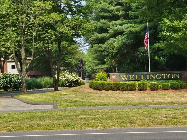 Building Photo - 18 Wellington Dr Unit 18 Rental