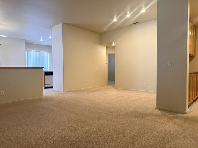 1823 Edgewood Ct