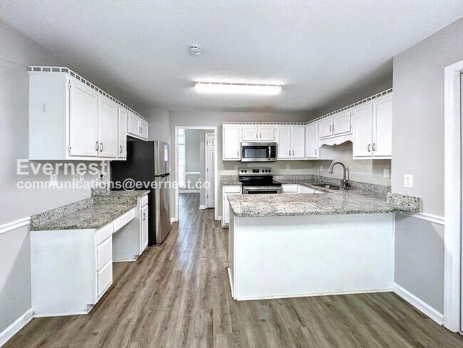 Photo - 368 Warrenton Dr