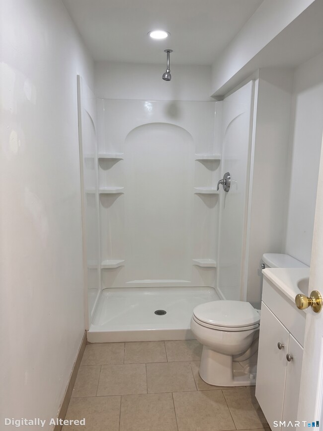 57 Oak St Unidad 1 Rear