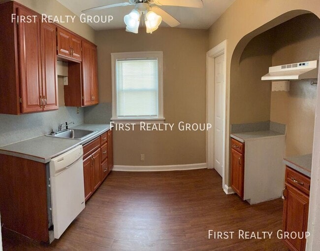 Photo - 2926 Catalpa Dr.