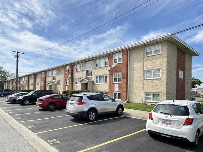 Building Photo - 9610 Ivanhoe Ave Rental
