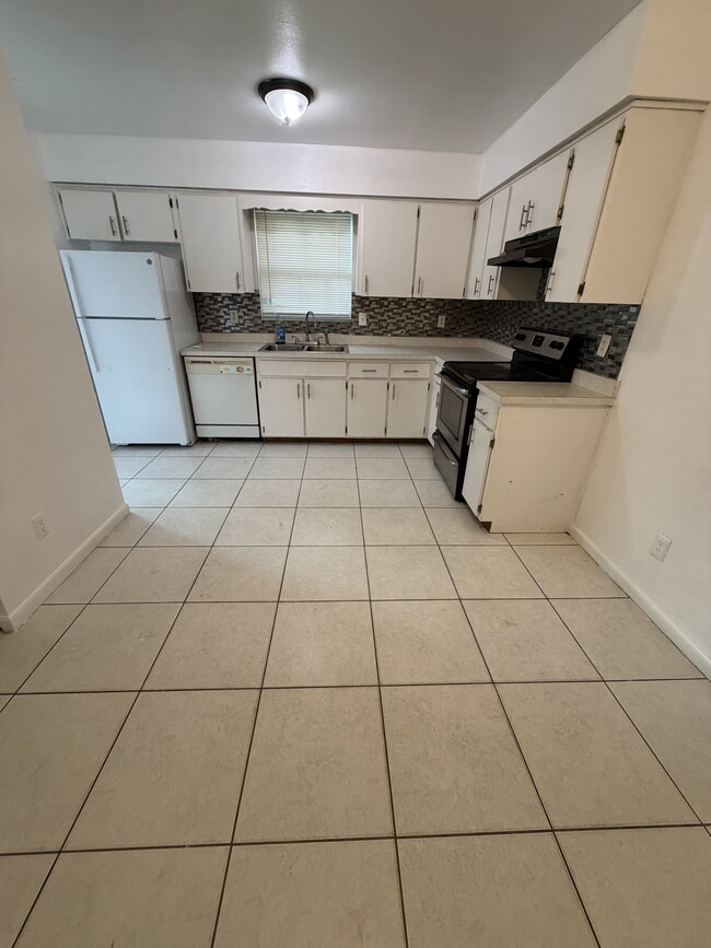 Photo - 1017 Carolina Ave Unit B