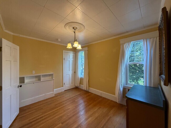 Photo - 11 Beech St Unit 2